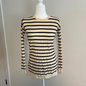 Theory 100% merino wool ribbed sweater - size small